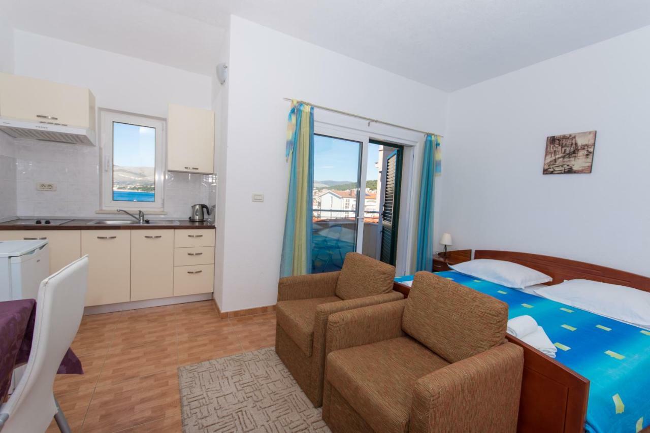 Apartments Fumija Trogir Zewnętrze zdjęcie